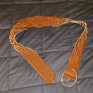 ♡ BUNDLE, GET ONE FREE ♡Tan belt